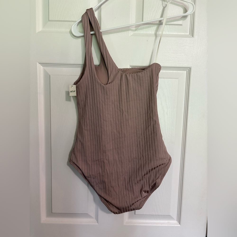 NWT Aerie Ribbed‎ Shine Asymmetrical One Piece Swimsuit Medium - Picture 2 of 4